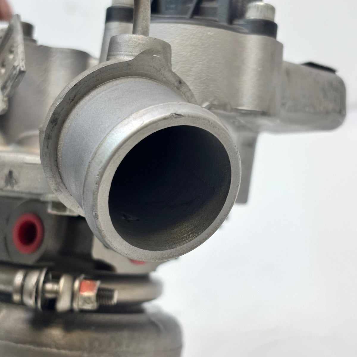 GENUINE BORGWARNER TURBOCHARGER 13-16 FORD ESCAPE FIESTA CJ56-6K682-DA