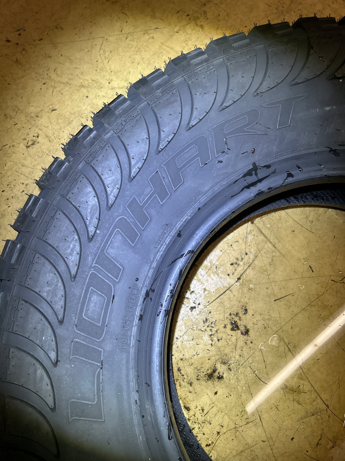 LIONHART KILIMA A/T BSW  265 75 16 116T ALL TERRIAN TIRE LHGSKAT1675020