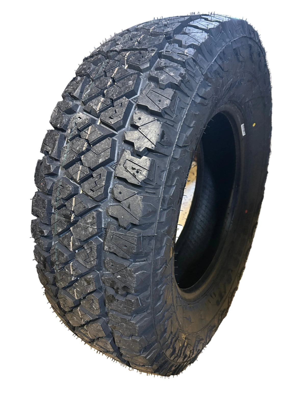 AMERICUS RUGGED A/TR BSW LT 265 70 17 121/118S 10PLY ALL TERRAIN TIRE AMD1707