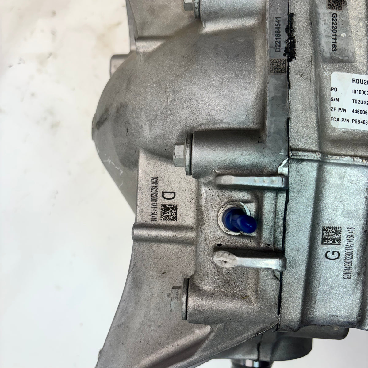 GENUINE MOPAR COMLETE AXLE ASSEMBLY 22-23 JEEP WAGONEER 3.21 68403538AB