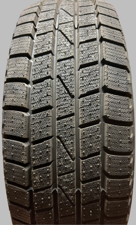 2 NEW OLD STOCK HANKOOK WINTER I*CEPT IZ W606 P 175 65 14 82T SL WINTER TIRES 1015079