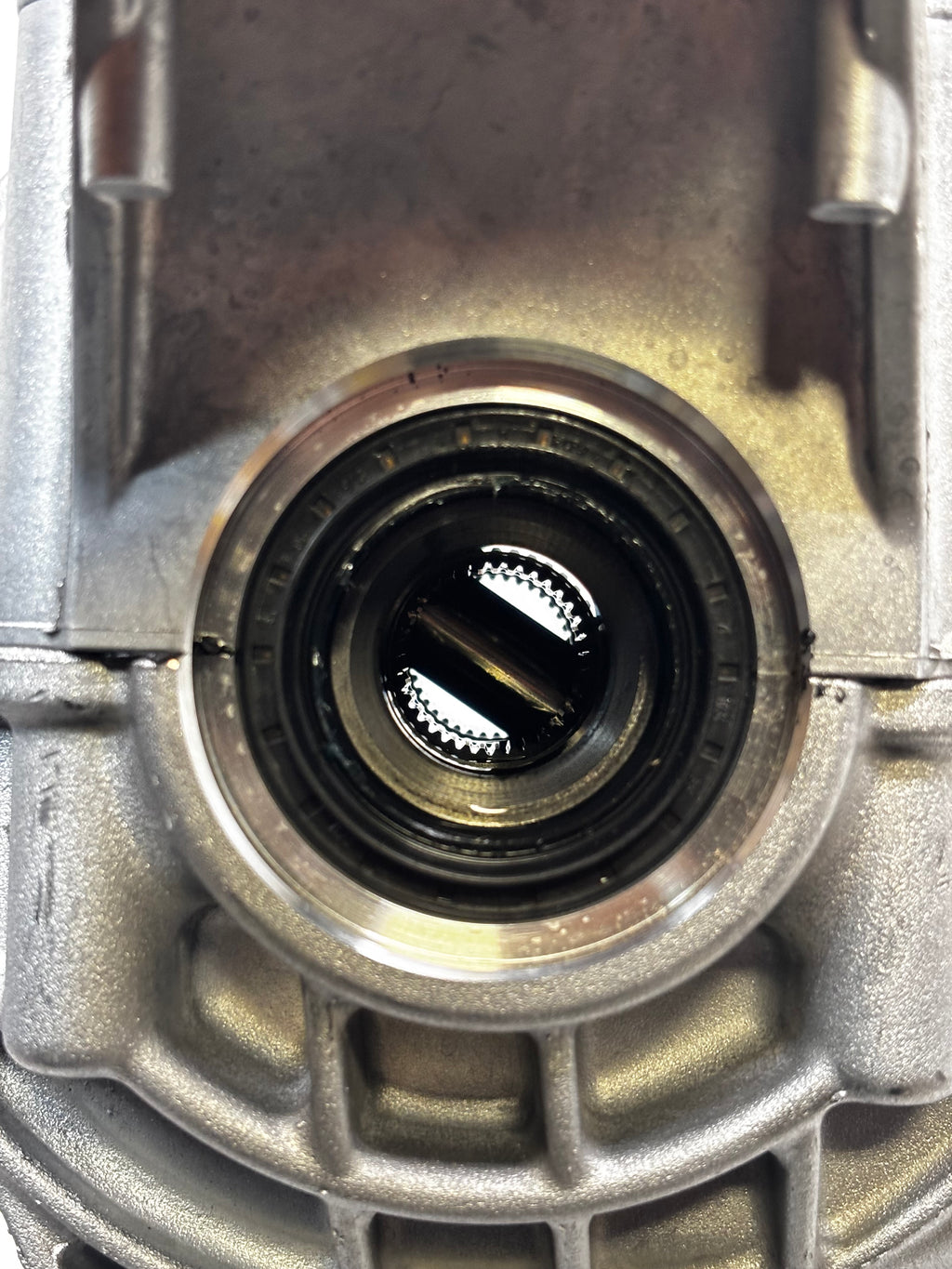 GENUINE MOPAR REAR AXLE DIFFERENTIAL 2014-2024 JEEP 68378937AB