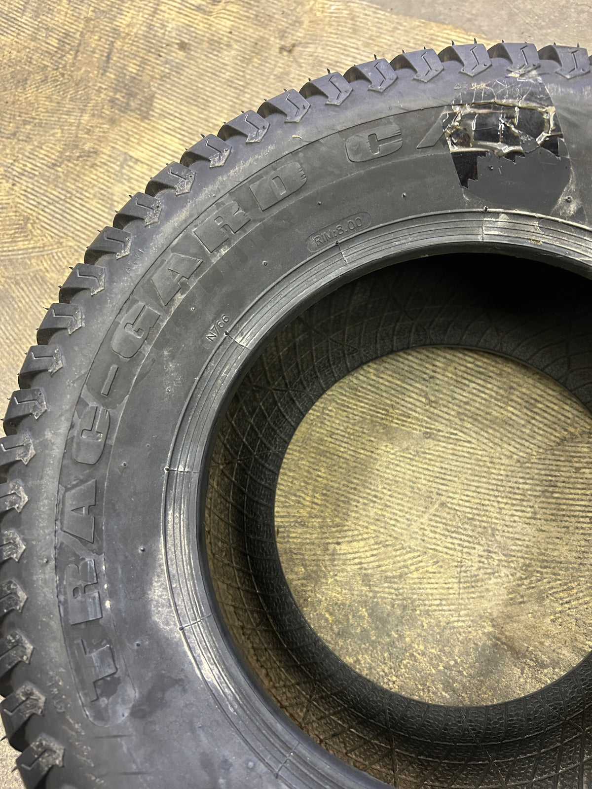 TRAC-GARD C/T N766 BSW  20 10 10 88B 6PLY LAWN TIRE 27110004