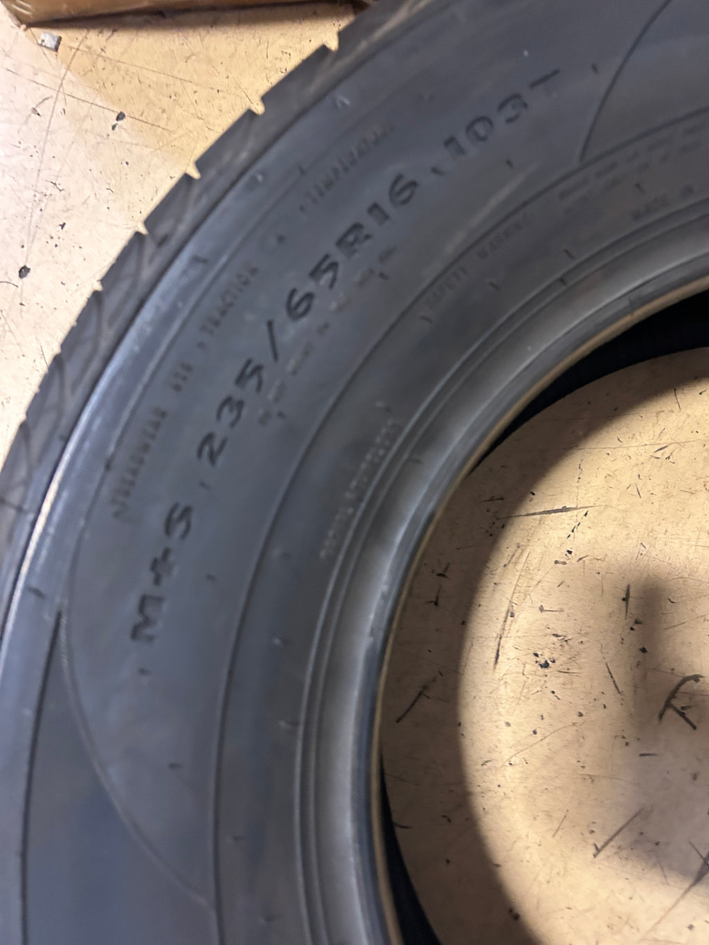 NOS GOODYEAR ASSURANCE ULTRATOUR P 235 65 16 103T SL ALL SEASON TIRE 680207386