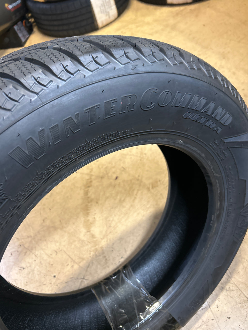 2 GOODYEAR WINTER COMMAND ULTRA BSW P205 65 16 99H XL WINTER TIRE 781020579