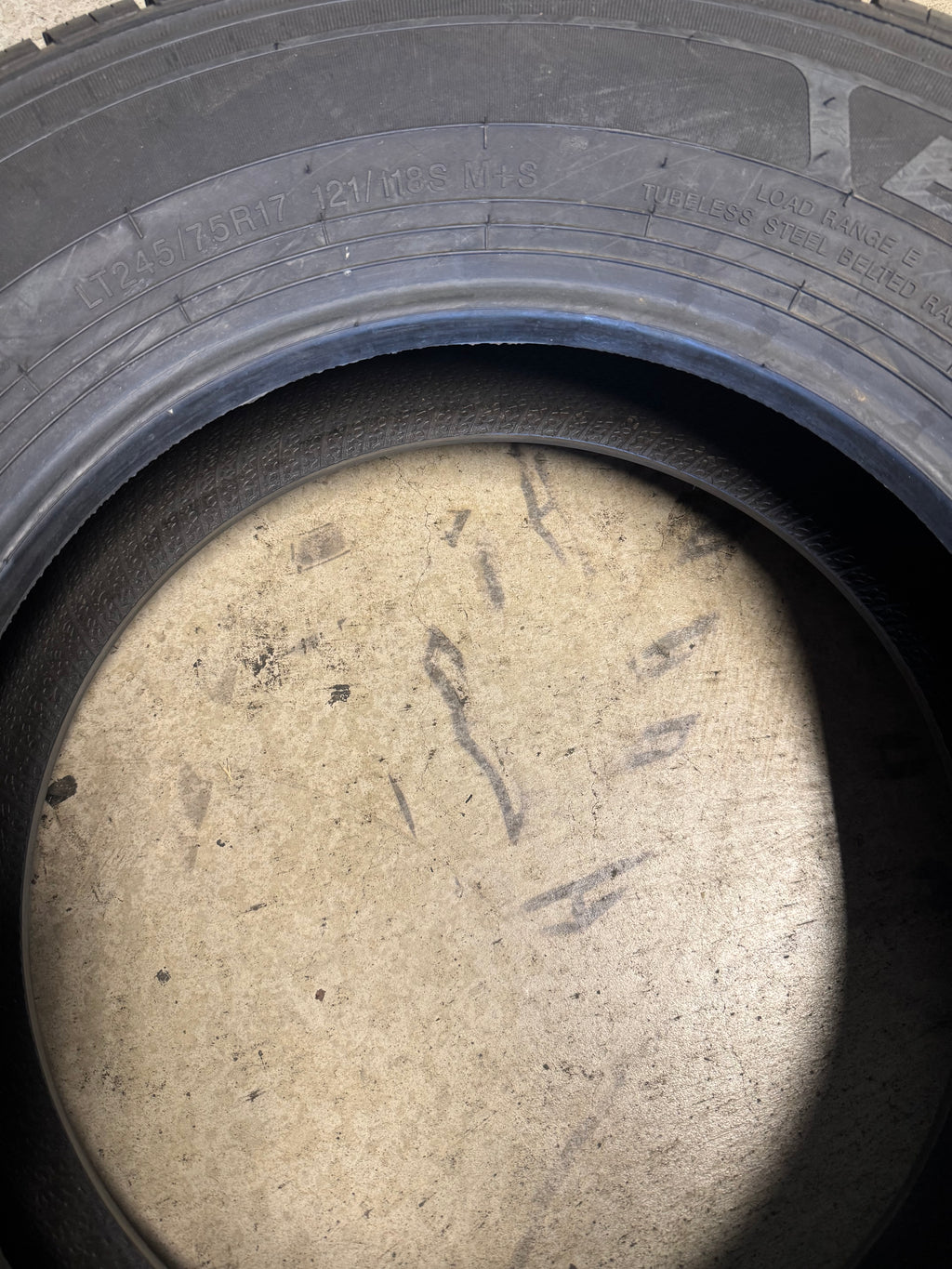 NOS TRAVELSTAR ECOPATH H/T BSW LT 245 75 17 121/118S 10PLY HIGHWAY TERRAIN TIRE LT007