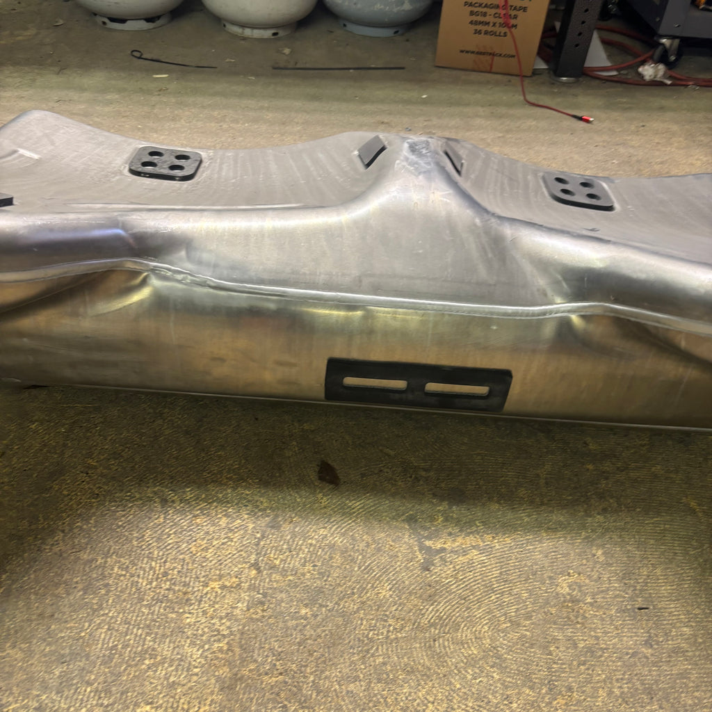 USED FUEL TANK 04-06 PORSCHE CARRERA GT 980 201 013 04