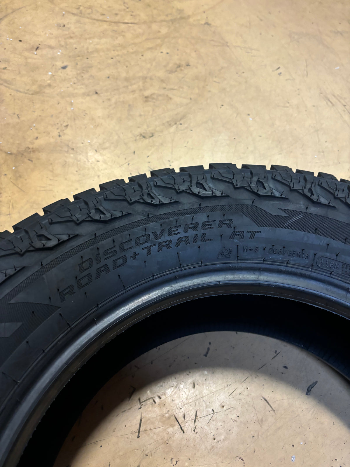 COOPER DISCOVERER ROAD + TRAIL AT P 265 65 17 116H XL HIGHWAY TIRE 171296049