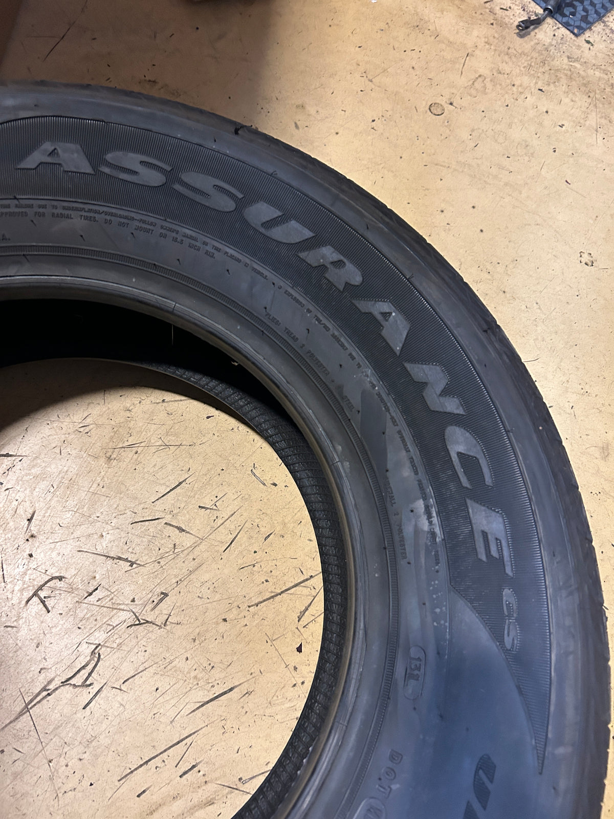 NOS GOODYEAR ASSURANCE ULTRATOUR P 235 65 16 103T SL ALL SEASON TIRE 680207386