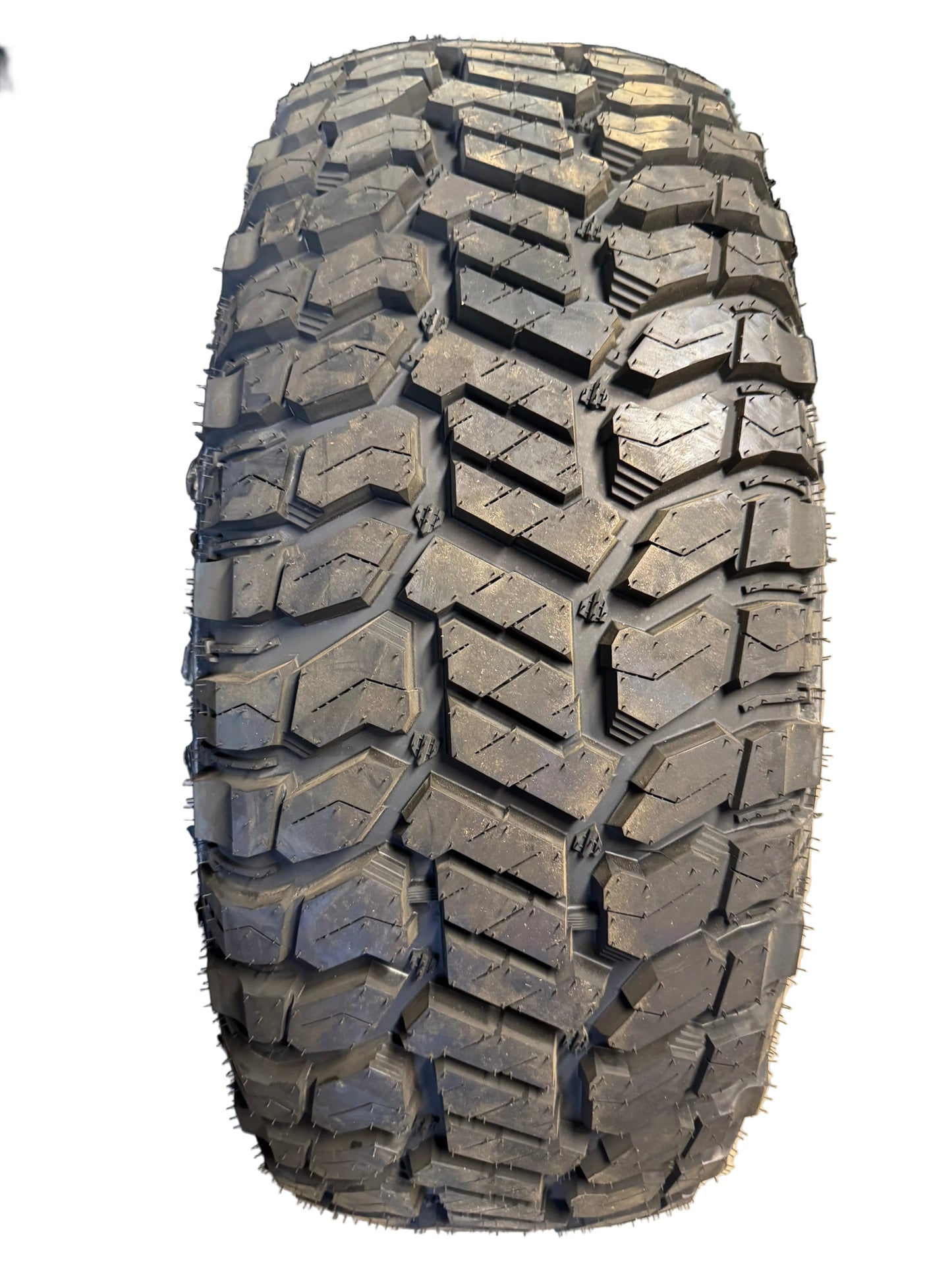 PATRIOT RUGGED TERRAIN BSW LT 295 70 17 121/118Q 10PLY TIRE PASYTH0118
