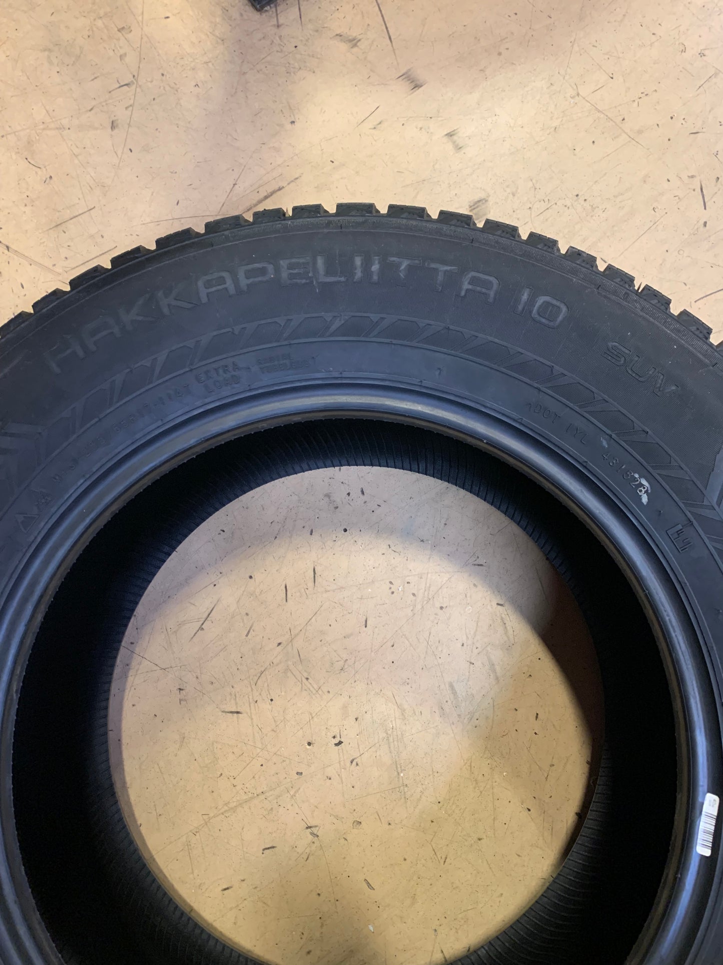 NOKIAN HAKKAPELIITTA 10 SUV STUDDED BSW P  255 65 17 114T XL WINTER TIRE TS32480