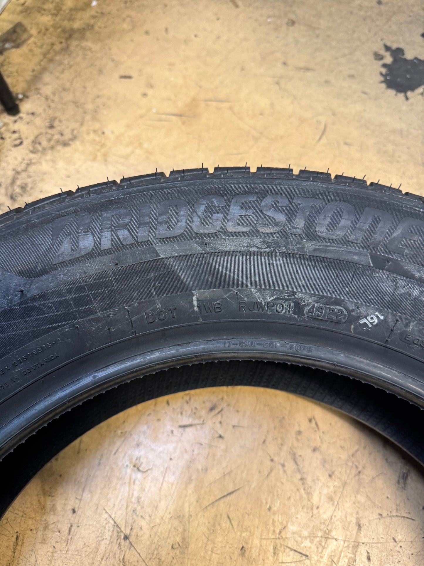 2 BRIDGESTONE WEATHERPEAK BSW P 235 60 17 102H ALL WEATHER TIRE 006046