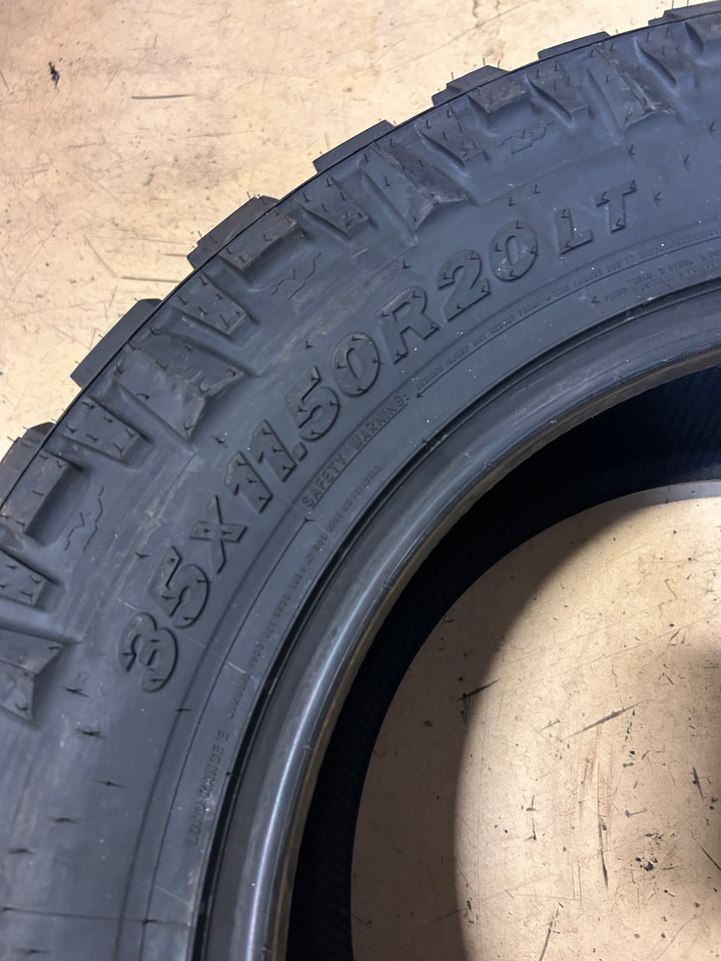 NITTO TRAIL GRAPPLER M/T BSW LT 35 11.5 20 124Q 10PLY MUD TIRE 205540
