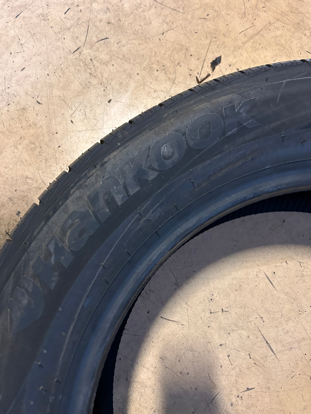 NOS HANKOOK KINERGY PT BSW P 225 60 18 100H ALL SEASON TIRE 1025075