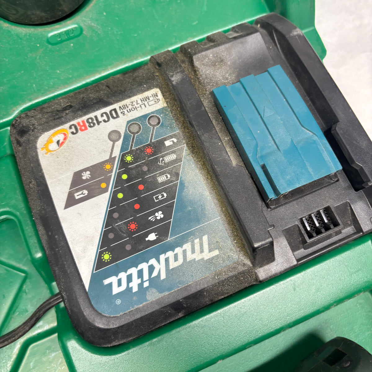 USED GREENLEE LS100X INTELLI-PUNCH 11-TON BATTERY-HYDRAULIC KNOCKOUT PUNCH KIT WITH SLUG-BUSTER