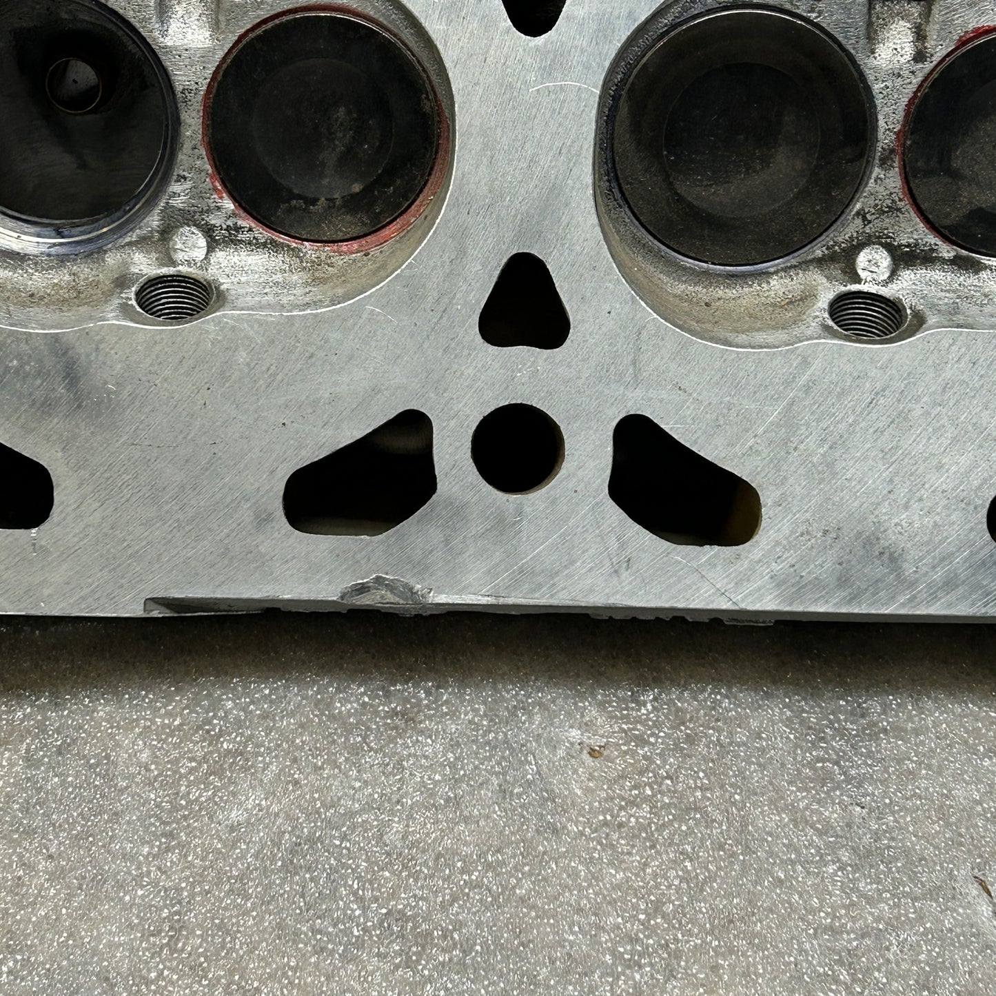 PORSCHE 928 S2 4.7L V8 CYLINDER HEAD MISSING PARTS 9281043483R