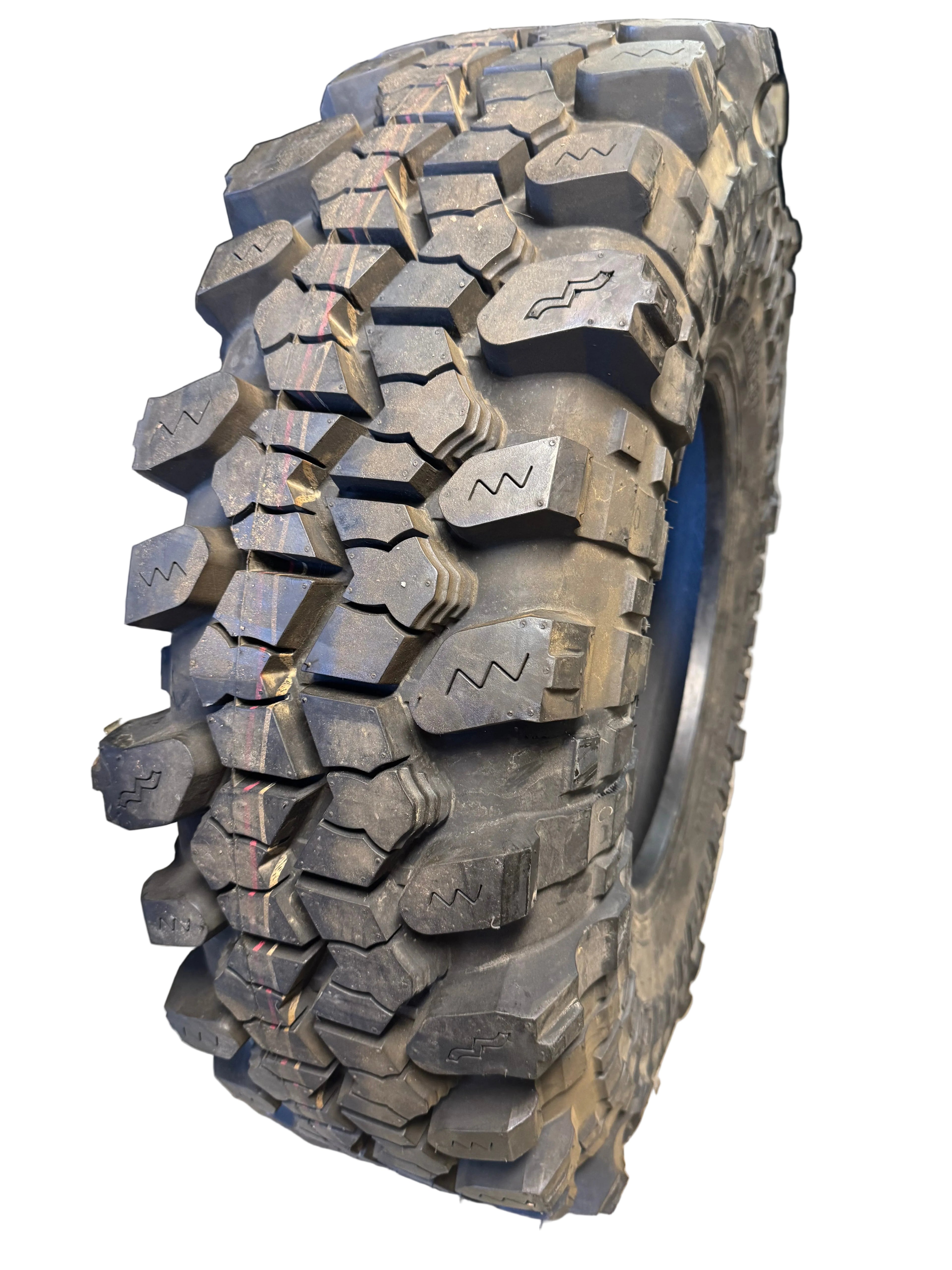 INTERCO SUPER SWAMPER TSL/SXII BSW LT 37 12 17 10PLY MUD TERRAIN TIRE SX285