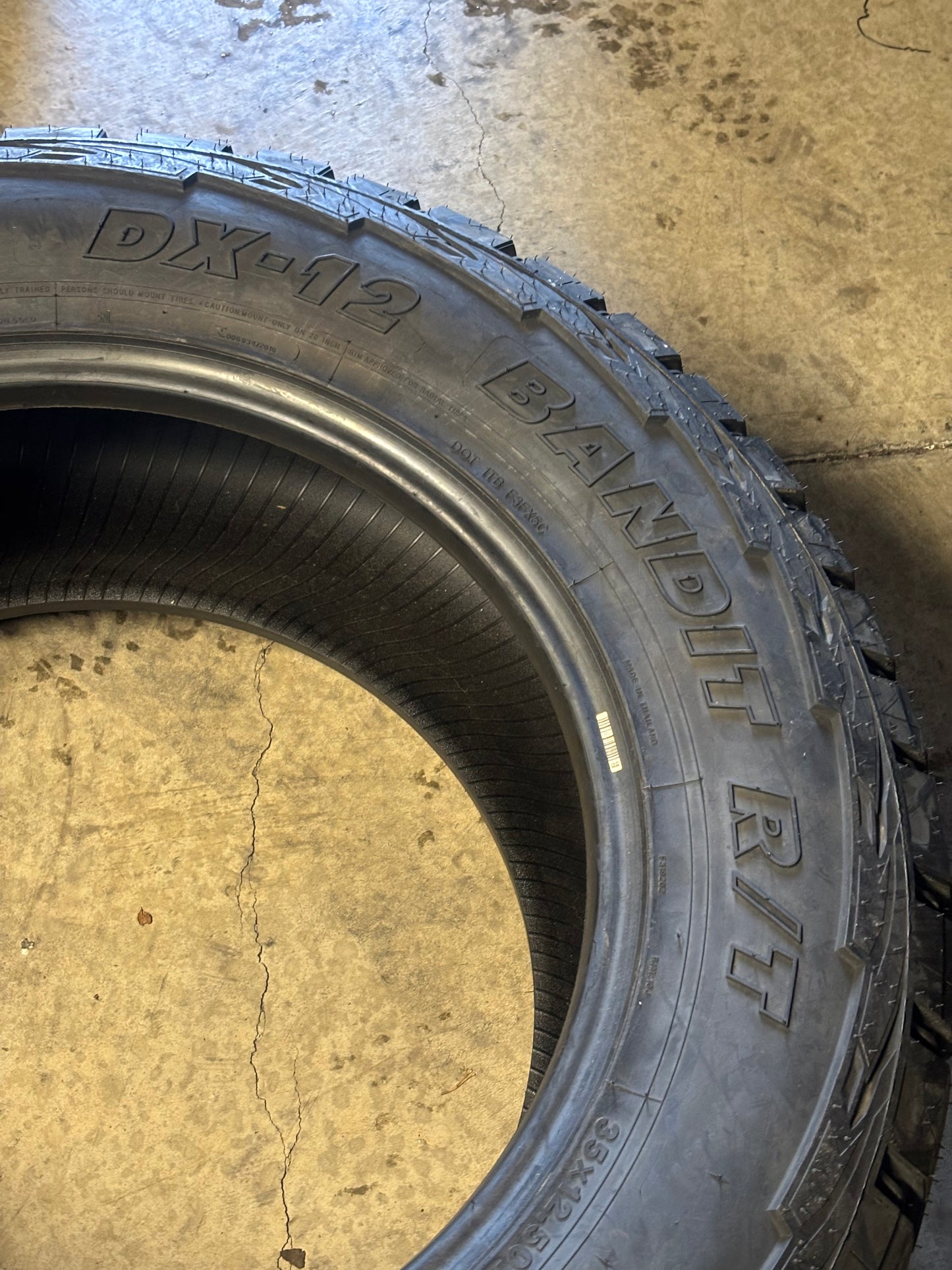 DELINTE DX-12 BANDIT R/T BSW LT 35 12.5 20 126R LRF 12PLY RUGGED TERRAIN TIRE 841623123932