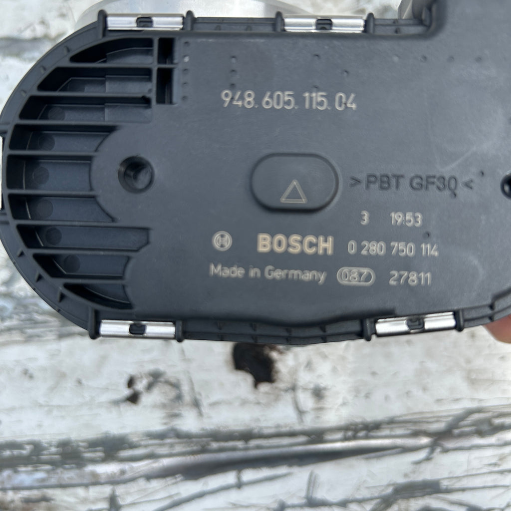 BOSCH PORSCHE THROTTLE VALVE ASSEMBLY THROTTLE BODY 94860511504