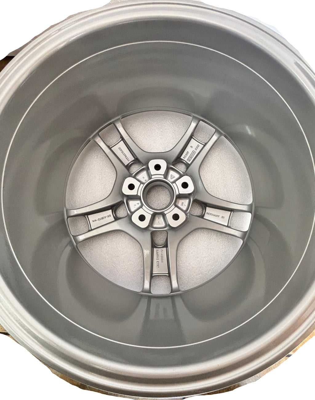 4 GENUINE PORSCHE CARRERA 997 8X19 11X19 STAGGARD WHEEL SET 99736215600 99736216201