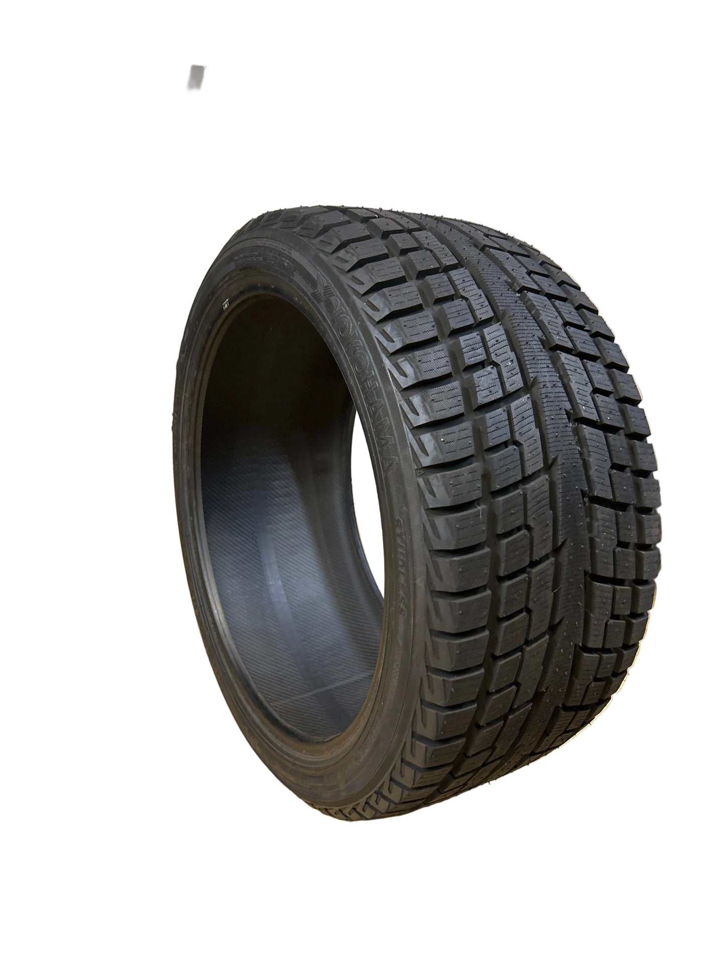 YOKOHAMA  ICE GUARD IG51V BSW XL 295 35 21 107T WINTER TIRE 110151144