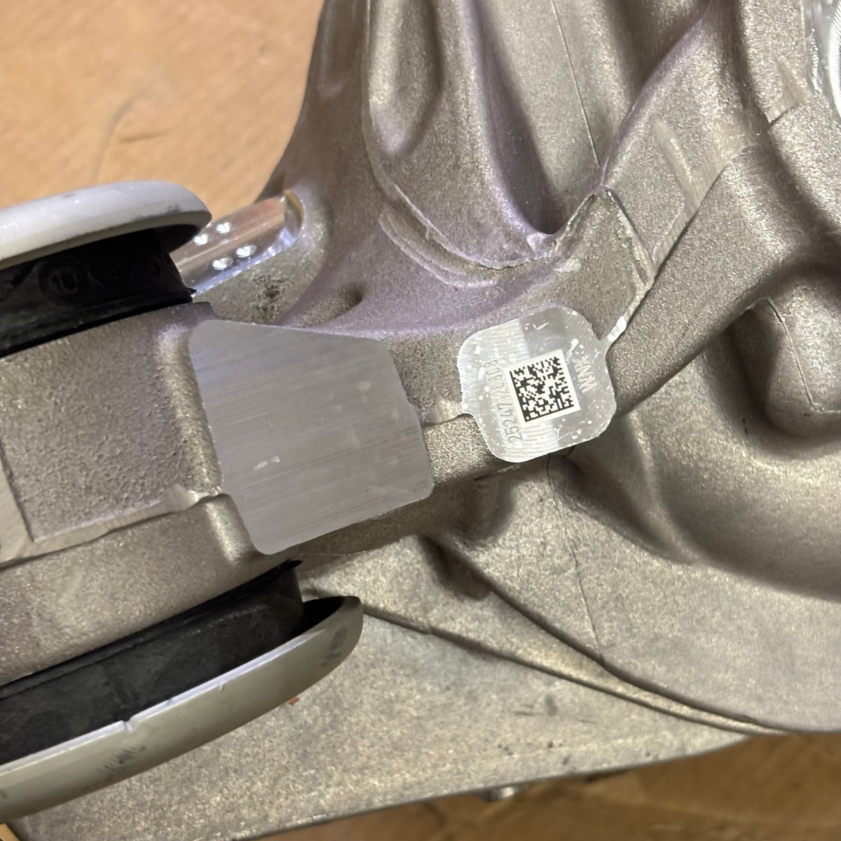 GENUINE FORD REAR DIFFERENTIAL 20-24 EXPLORER L1MW 4000 HE