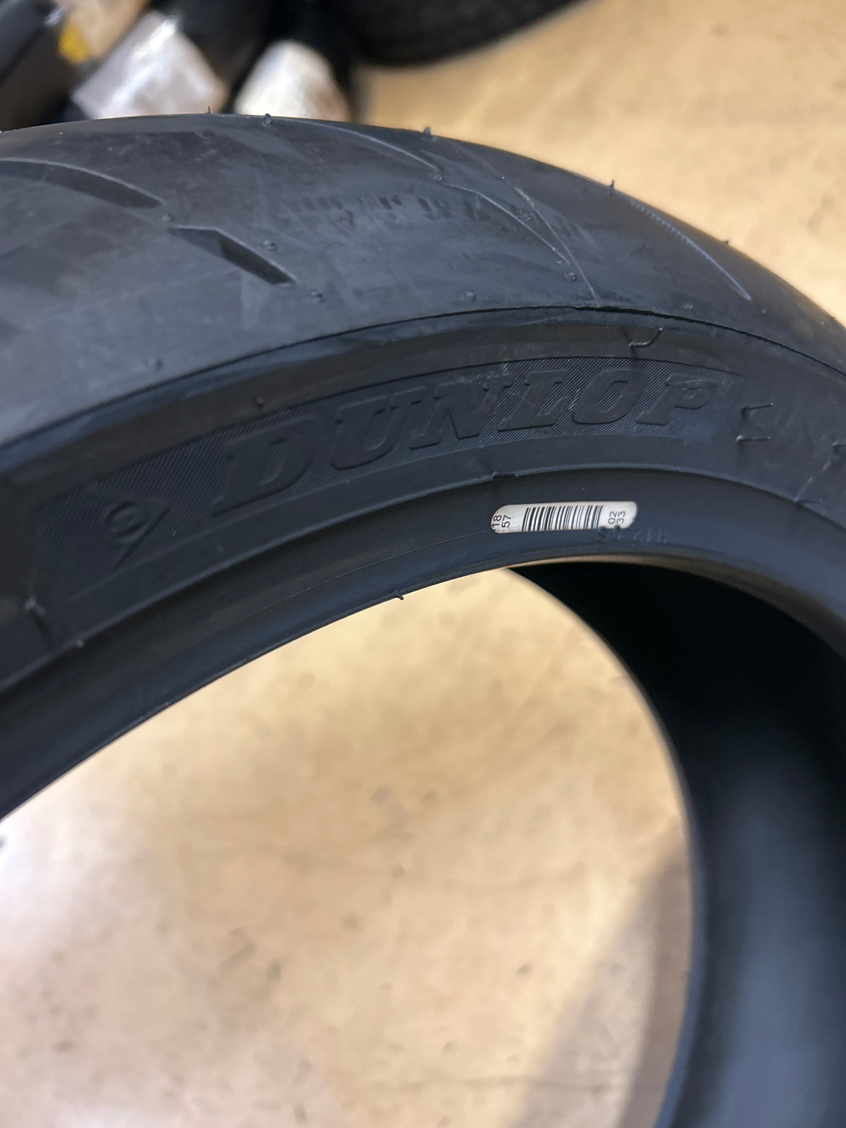 DUNLOP SPORTMAX ROADSMART III BSW 180 55 17 73W REAR TIRE 45227413