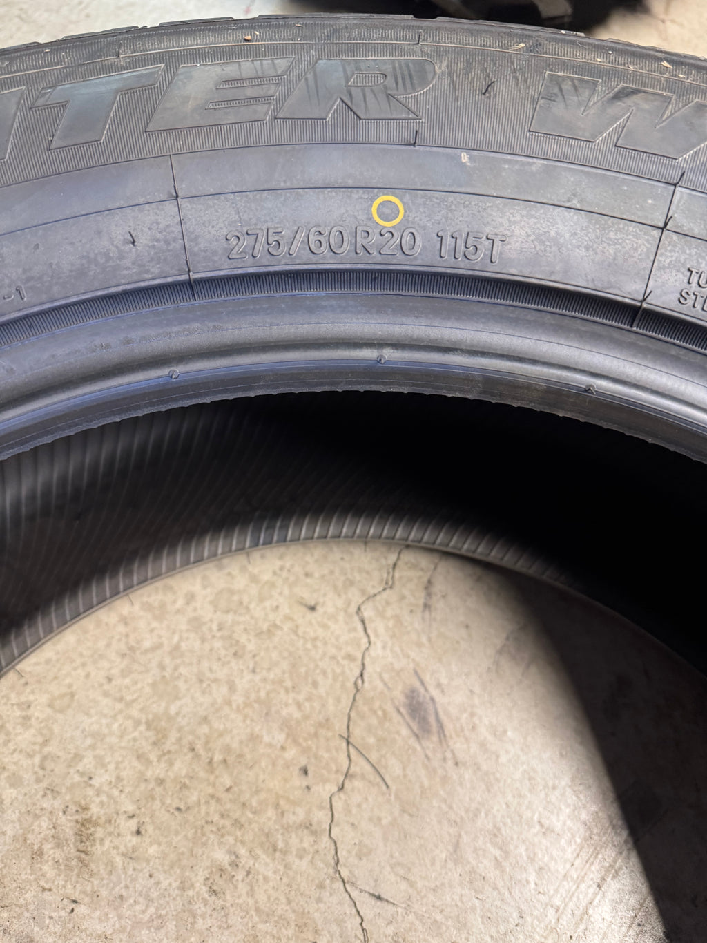 2 NOS ARCTIC CLAW WINTER WXI BSW P 275 60 20 115T WINTER TIRE ARC64