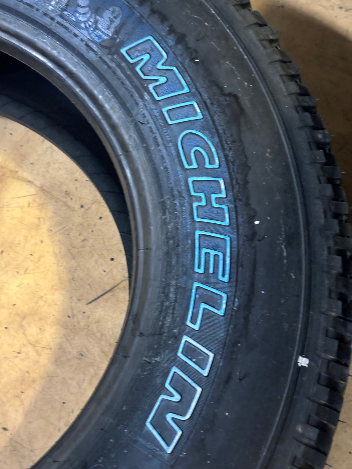 MICHELIN LTX A/T 2 OWL LT 275 70 18 125/122R 10PLY ALL TERRAIN TIRE 71991
