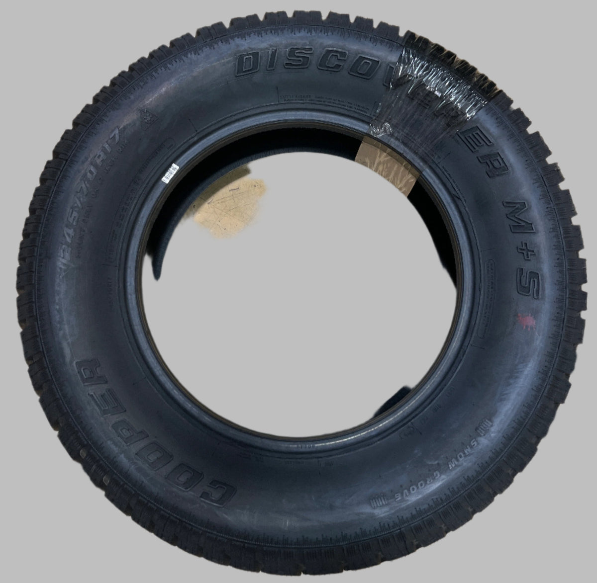 NEW COOPER DISCOVERER M+S P 245 70 17 110S SL WINTER TIRE  90000003010