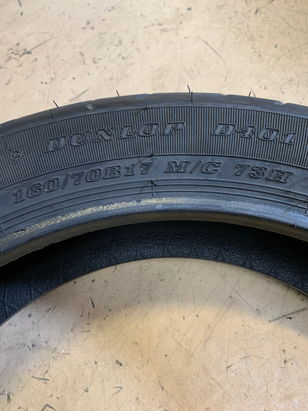 DUNLOP D401 BSW  160 70 17 73H REAR MOTORCYCLE TIRE 45064036