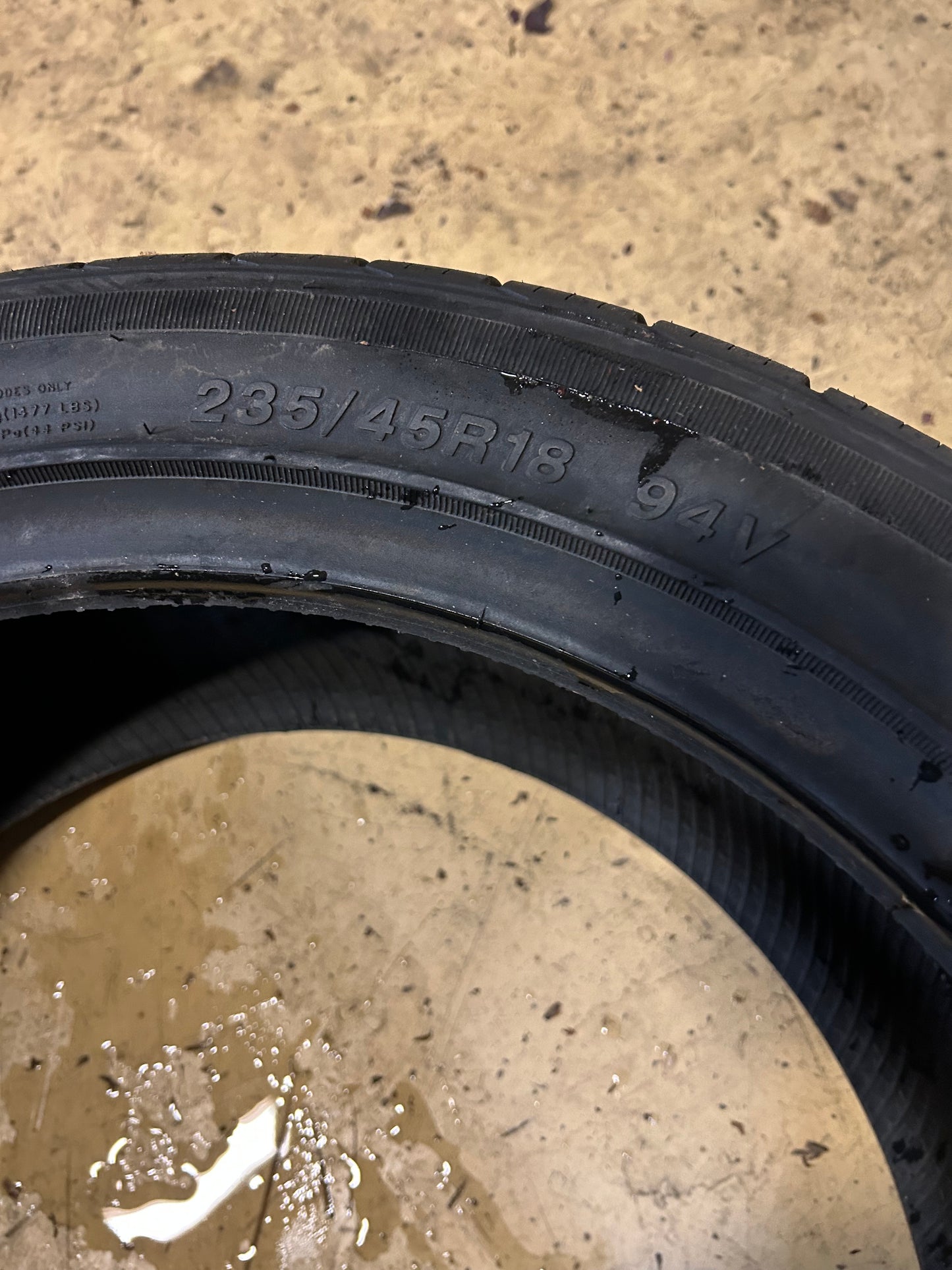 NOS MILESTAR MS932 SPORT BSW P 235 45 18 94V ALL SEASON TIRE 24998004