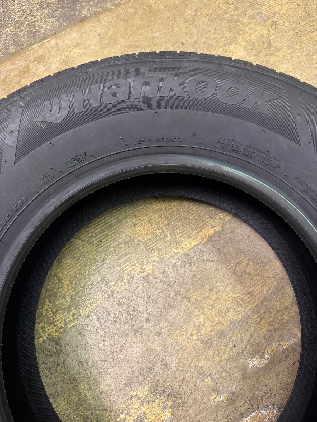 HANKOOK KINERGY ST H735 BSW P 215 70 14 96T ALL SEASON TIRE 1021909