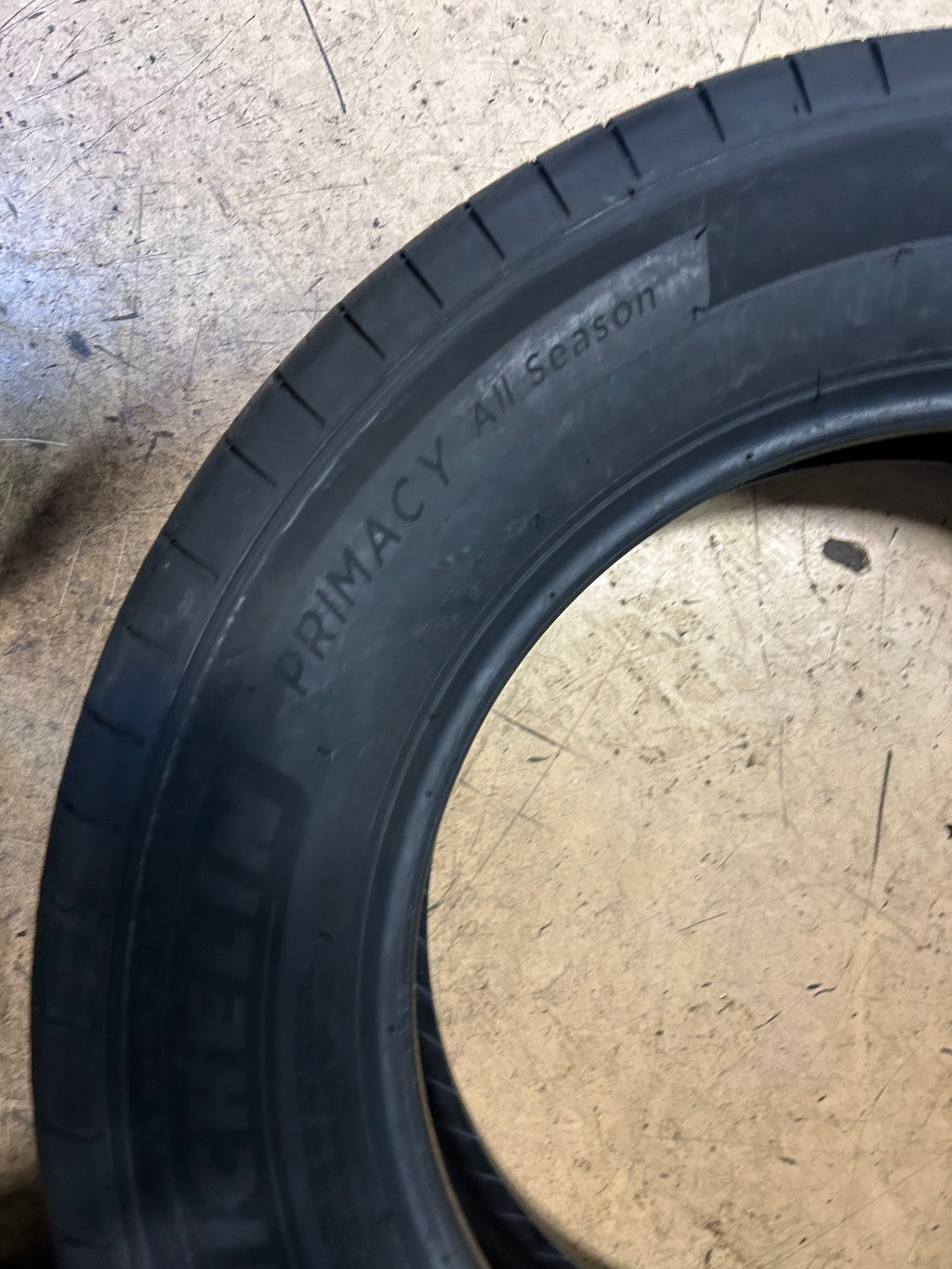 MICHELIN PRIMACY ALL SEASON (DT) BSW P  215 65 17 99H TIRE 40709