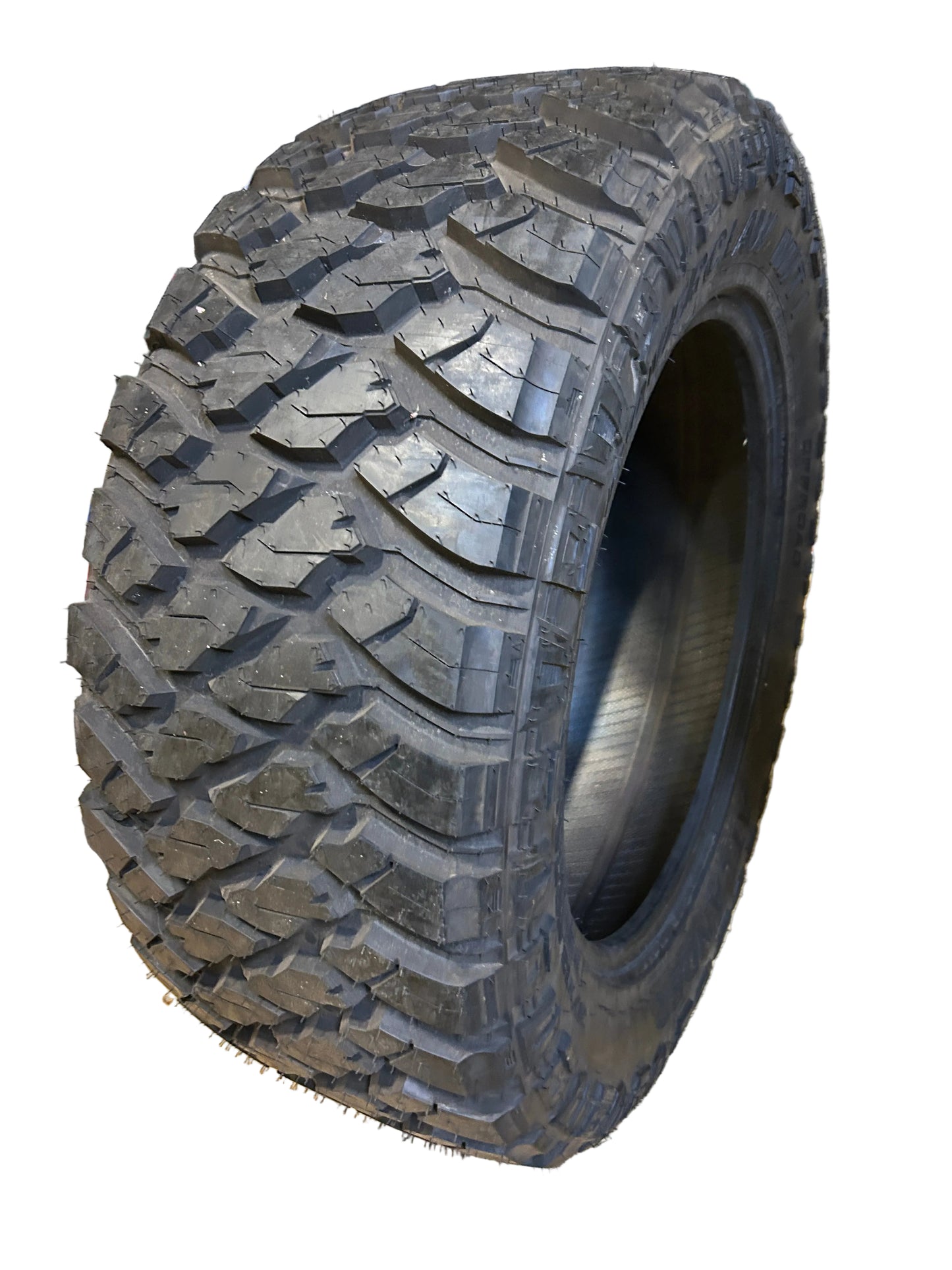 NOS ATLANDER ROVERCLAW M/T I BSW LT 37 13.5 22 128Q 12PLY MUD TIRE ATL1810