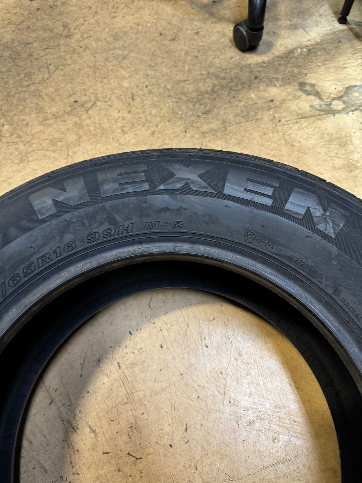 NEXEN CP672 BSW P  225 65 16 99H ALL SEASON TIRE 11210NXK