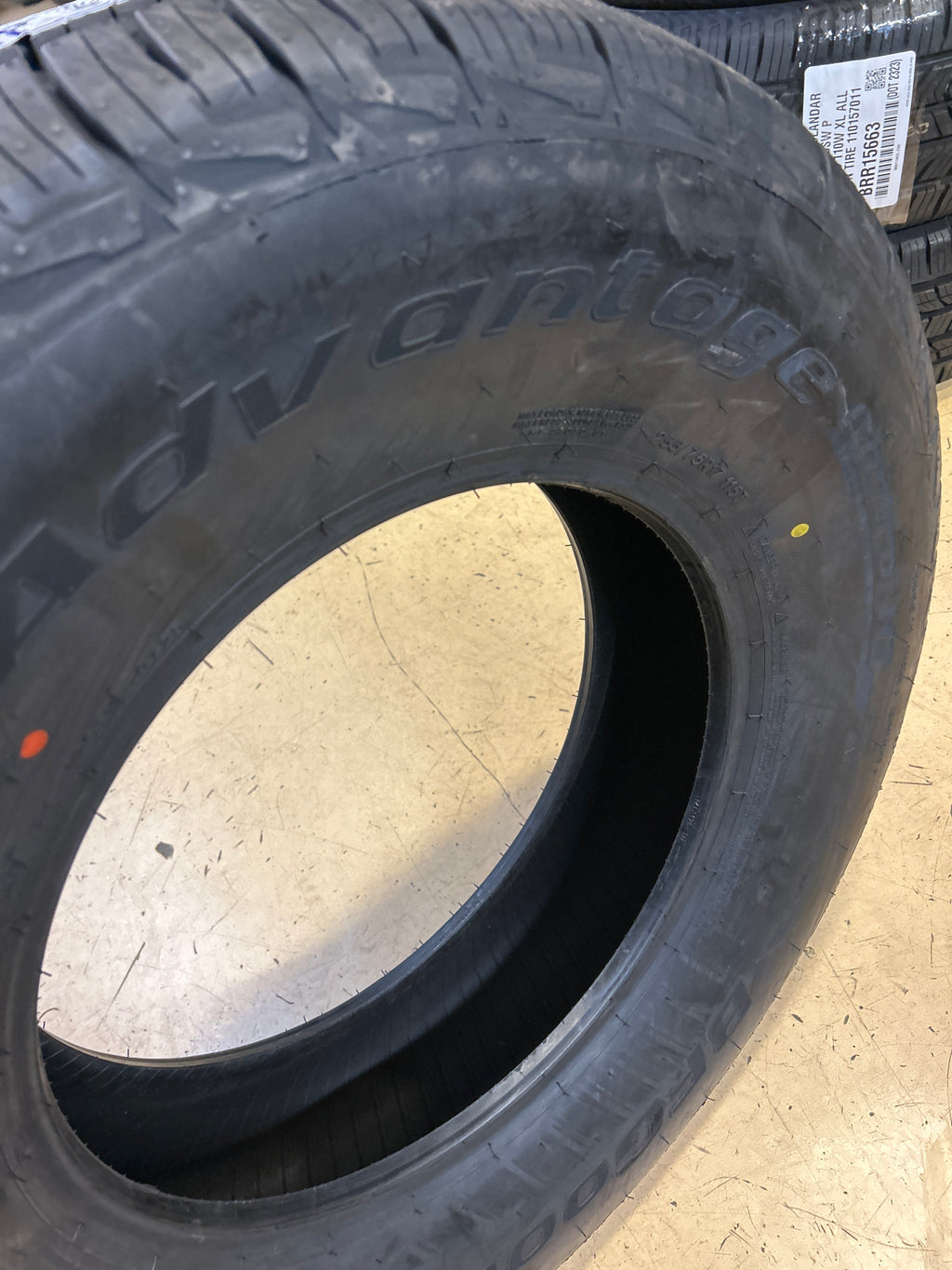 BFGOODRICH ADVANTAGE CONTROL HT BSW P225 75 17 115T ALL SEASON TIRE 30142