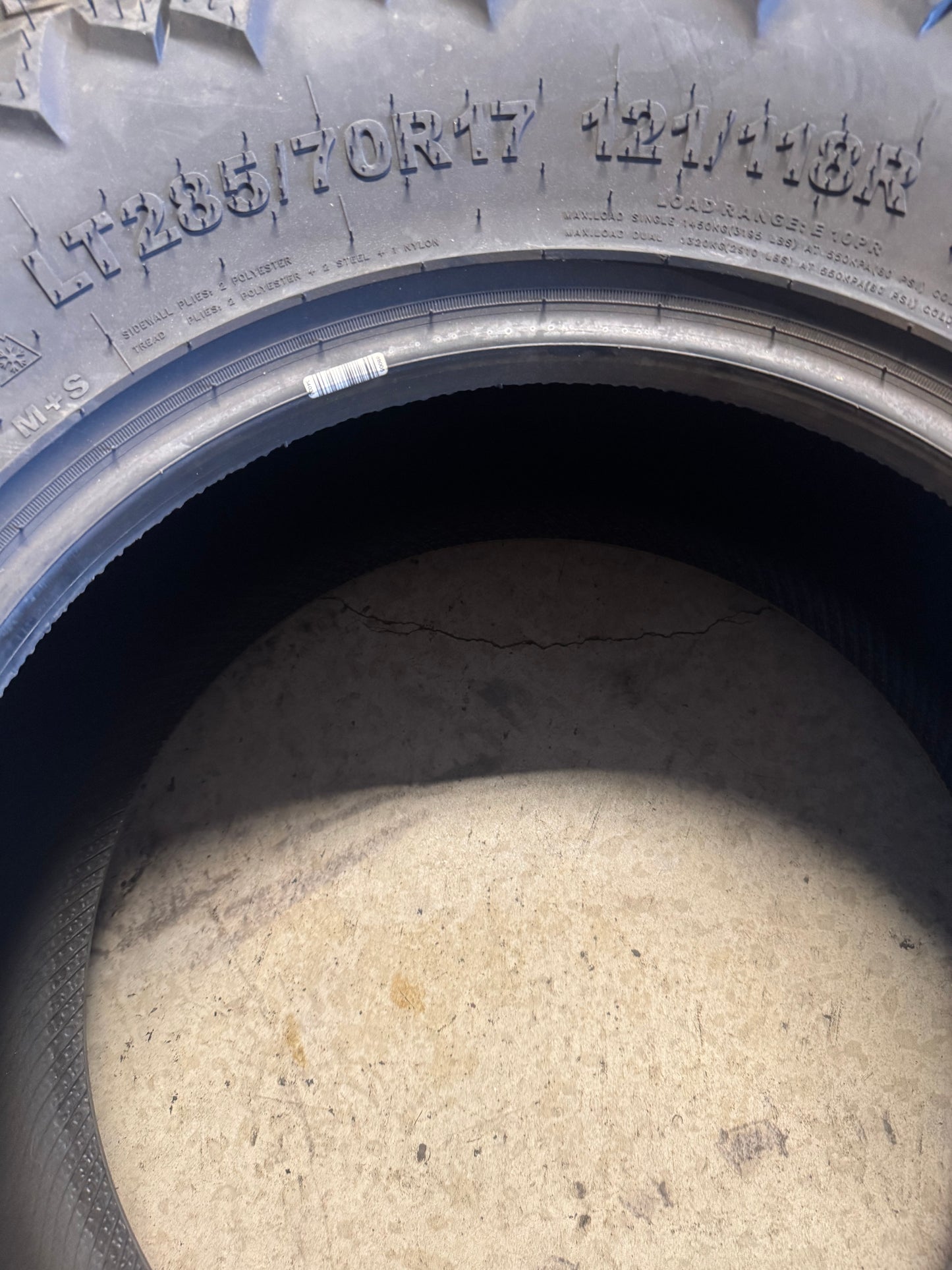 2 AMP TERRAIN ATTACK A/T A BSW LT 285/70R17 121/118R 10PLY ALL TERRAIN TIRE 2857017AMPCA3
