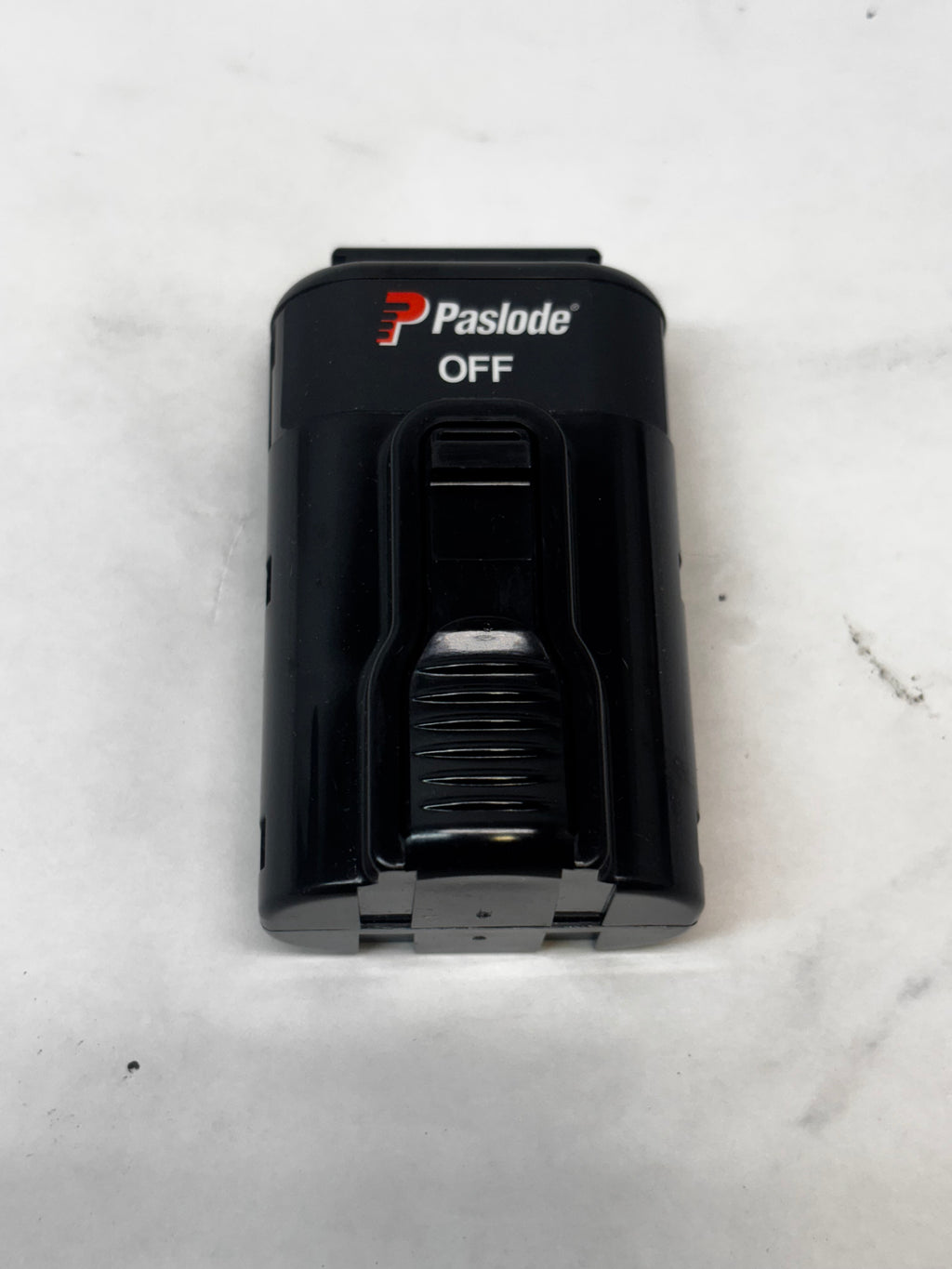PASLODE GAS POWERED CORDLESS STRIP LOAD FRAMING NAILER  3-1/4" CF325XPRO