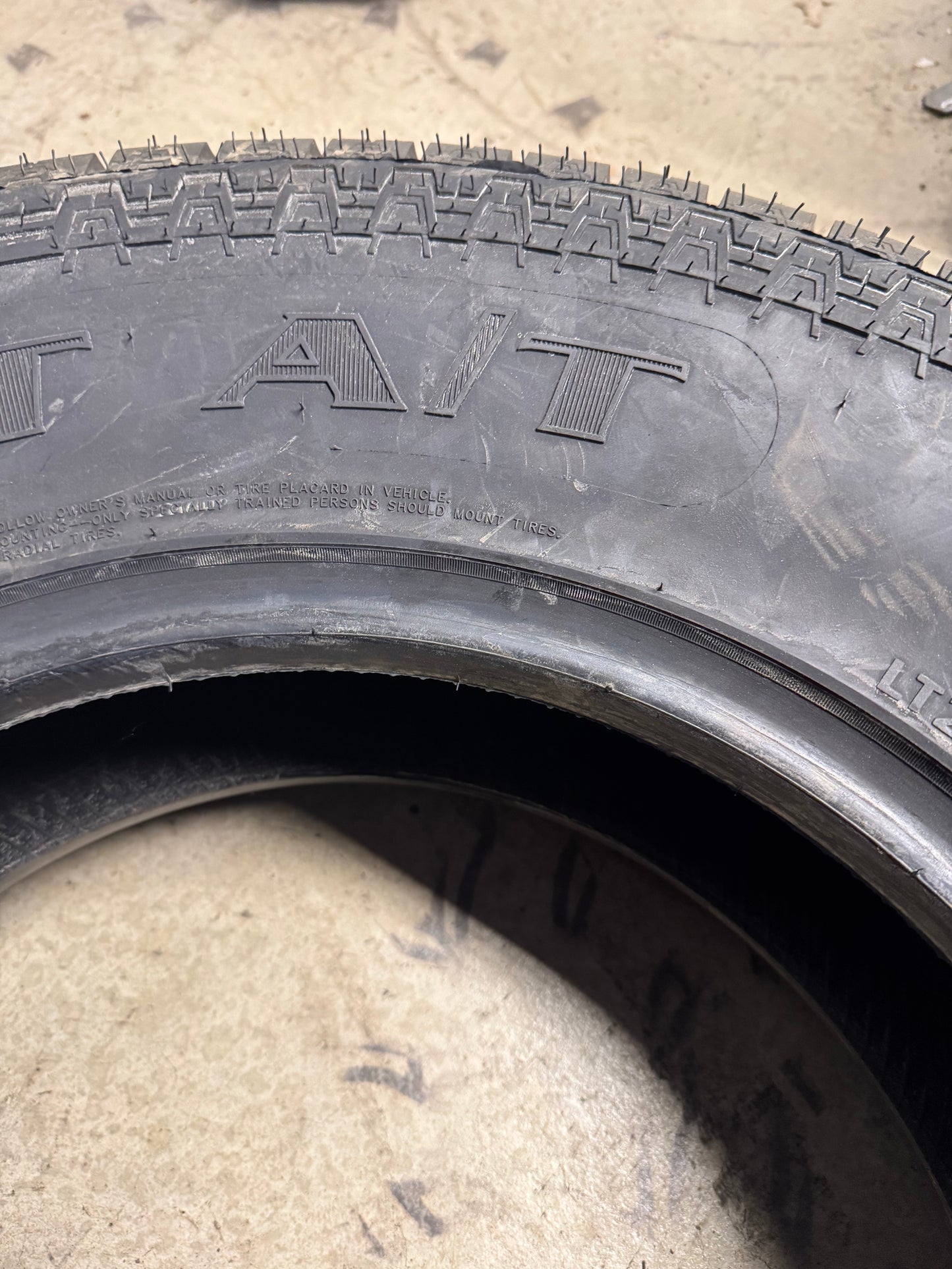 NOS PATRIOT A/T BSW LT 275 70 18 125/122S 10PLY ALL TERRAIN TIRE RSD0070
