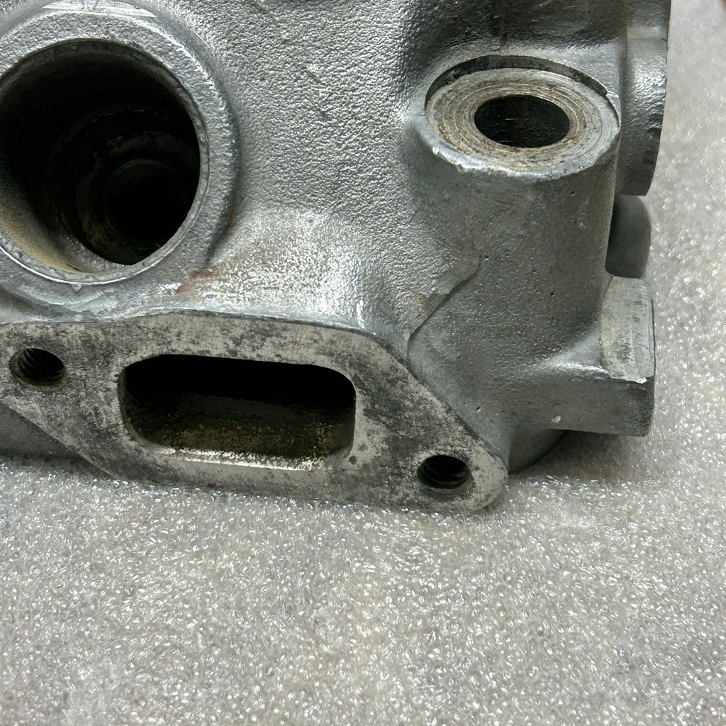 PORSCHE 928 S2 4.7L V8 CYLINDER HEAD MISSING PARTS 9281043483R