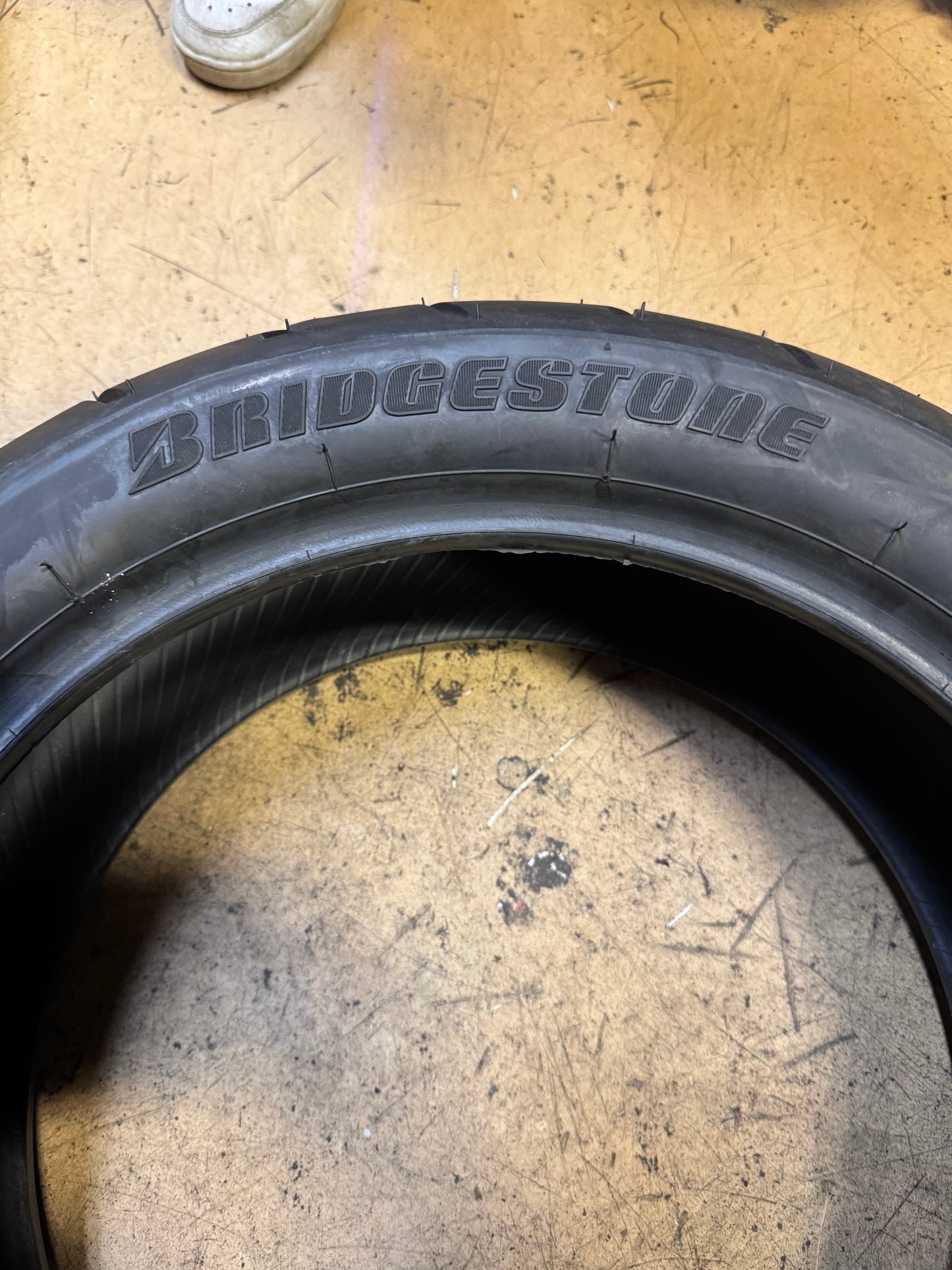BRIDGESTONE EXEDRA G852 BSW 200 55 16 77H REAR MOTORCYCLE TIRE 9333