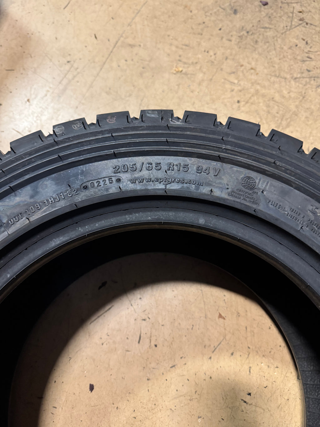 2 ACCELERA RA162 BSW P 205 65 15 94V ALL SEASON TIRE 1200043806