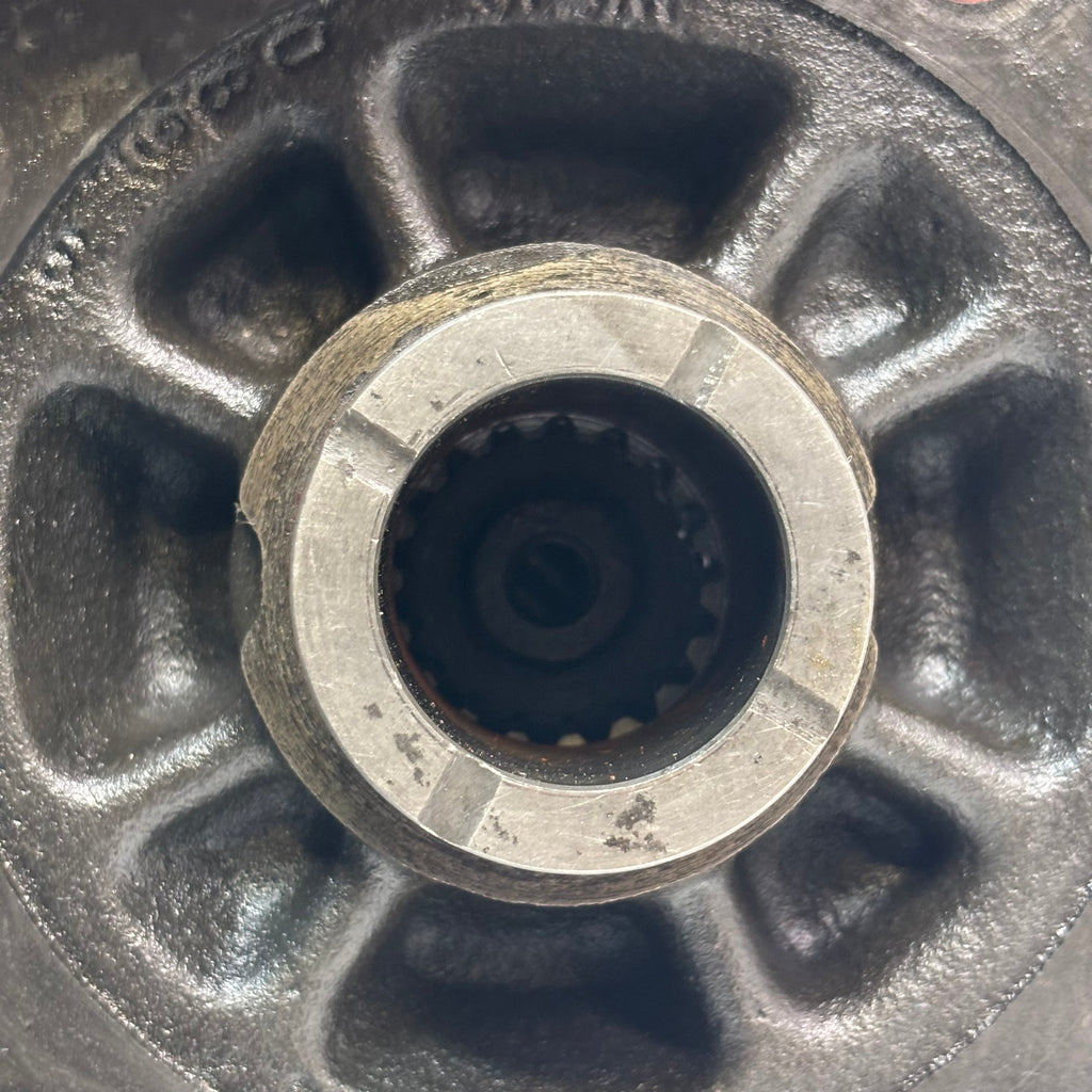 PORSCHE 911 DIFFERENTIAL GEARBOX HOUSING 9113322120R