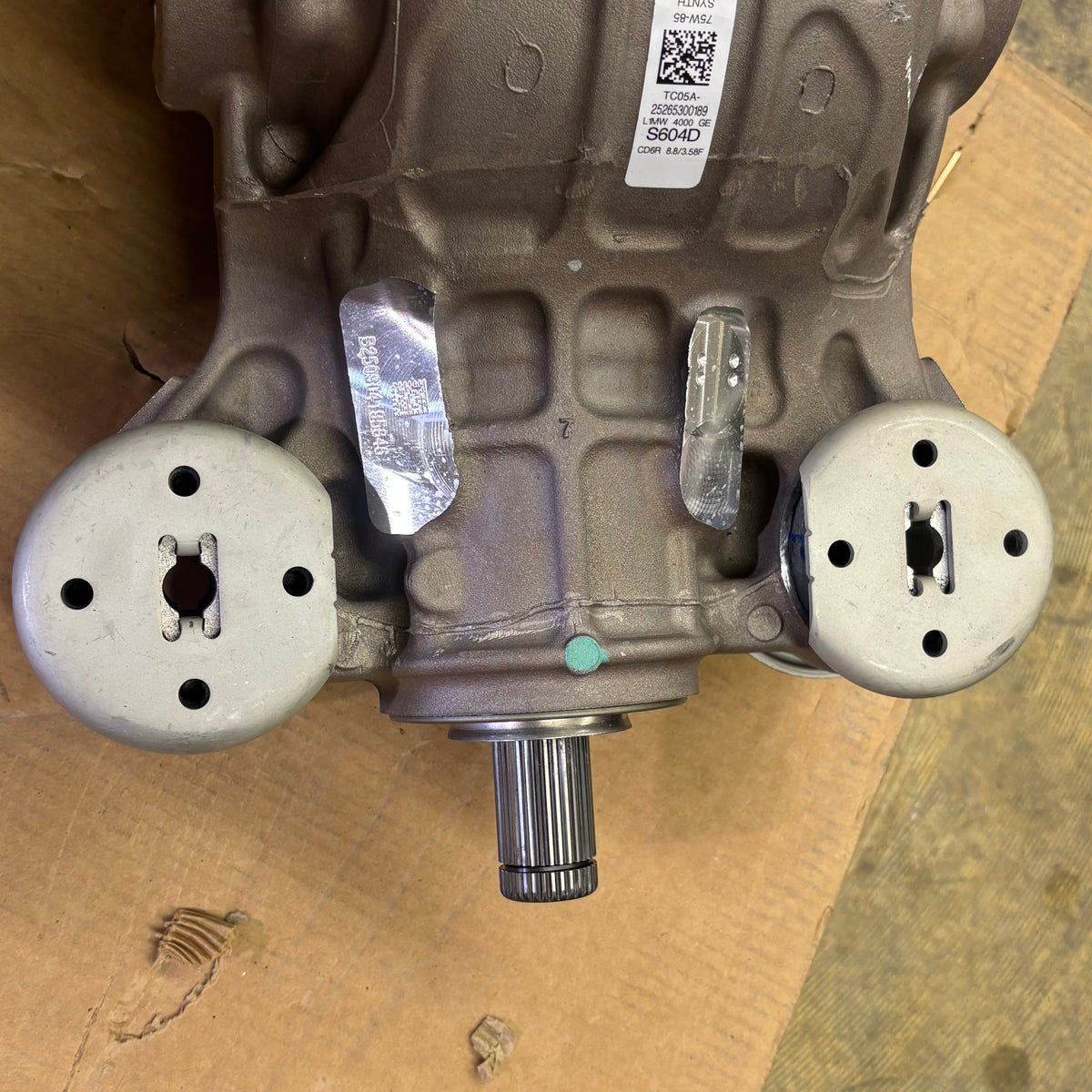 GENUINE FORD REAR DIFFERENTIAL 20-24 EXPLORER L1MW 4000 GE