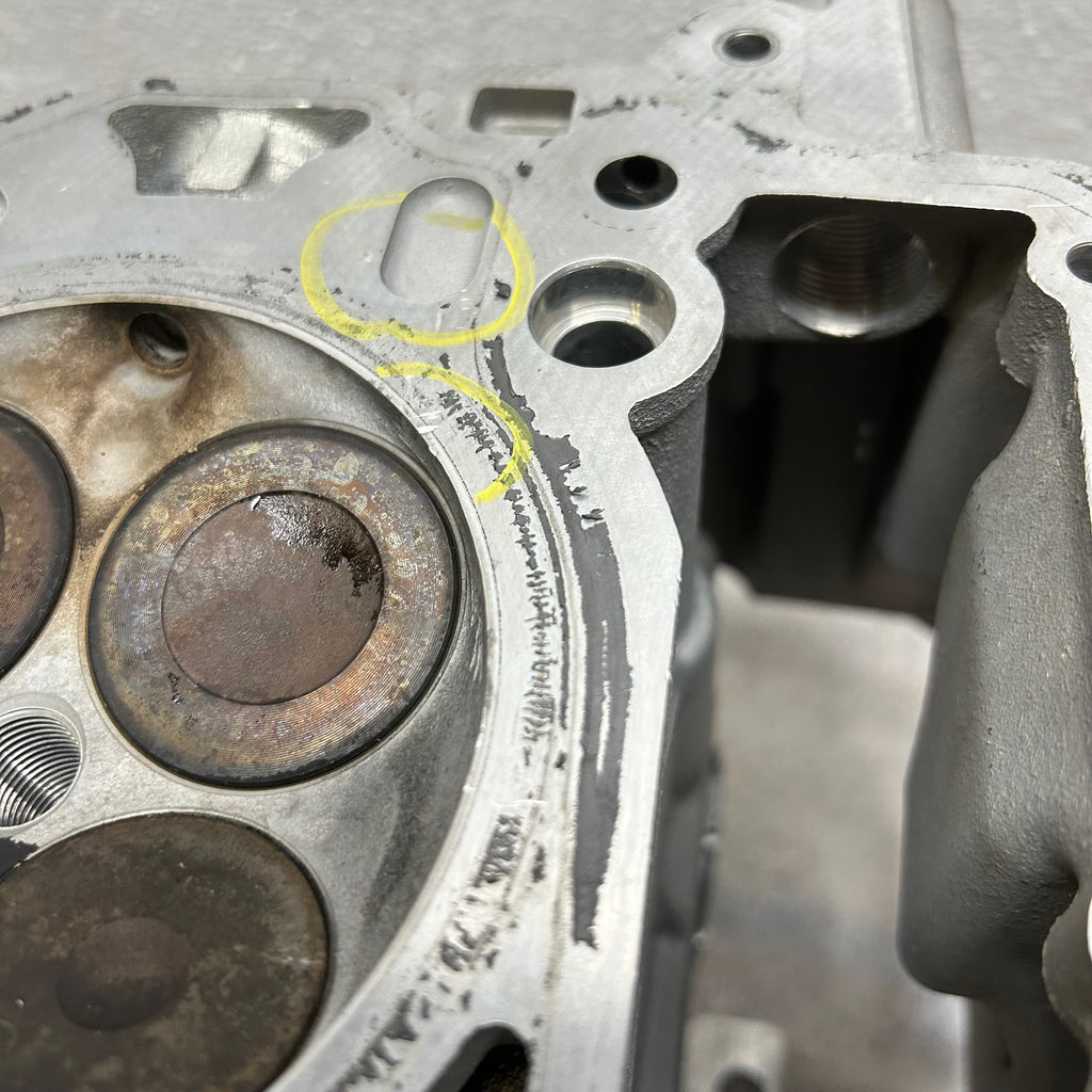 PORSCHE 911 11-16 CARRERA S 4S GTS RIGHT CYLINDER HEAD 9A1 104 112 8R