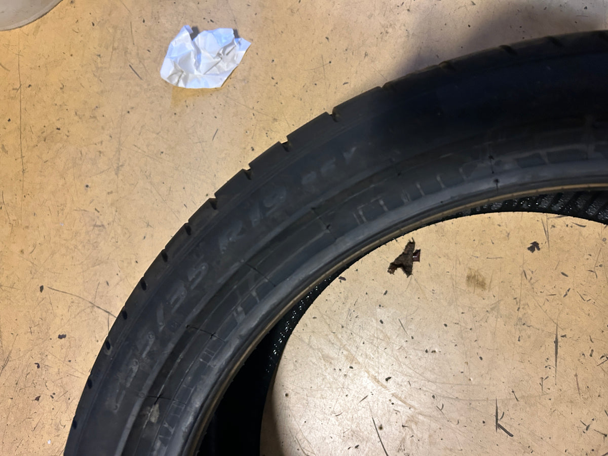 PIRELLI P ZERO BSW P 255 35 19 96Y XL PERFORMANCE TIRE 2049000