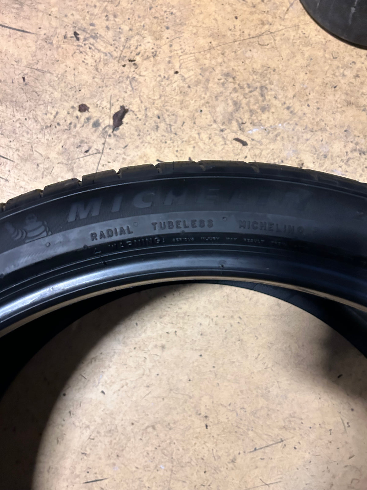 MICHELIN PILOT SPORT EV (M01) BSW P 275 35 22 104Y XL PERFORMANCE TIRE 92098