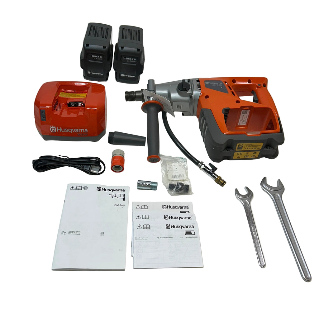 HUSQVARNA CORDLESS CORE DRILL W/ 2 BATTERIES & CHARGER DM 540I
