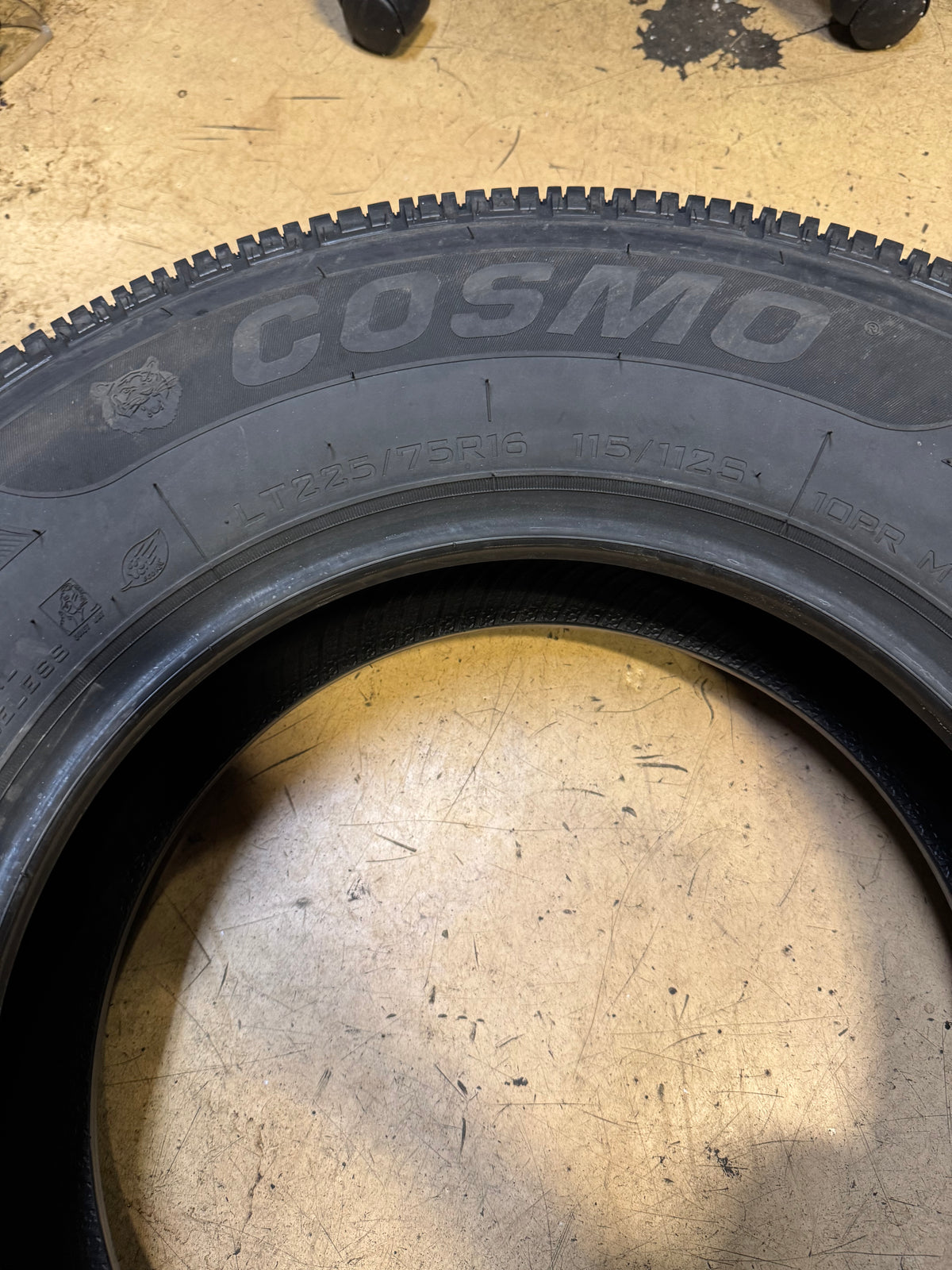 COSMO JEFE HTL PLUS BSW LT 225 75 16 115/112S 10PLY HIGHWAY TERRAIN TIRE I0132090